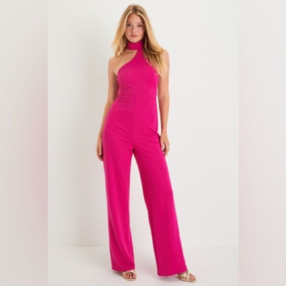 NWT Lulus Keep It Interesting Hot Pink Asymmetrical Halter Jumpsuit Size Medium - Picture 1 of 12